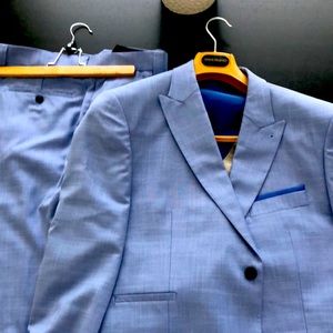 Steve Harvey Reserve Suit!